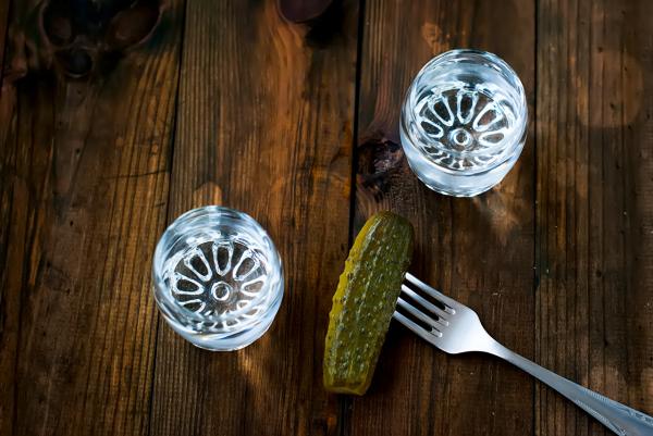 Водка, водка, огуречик