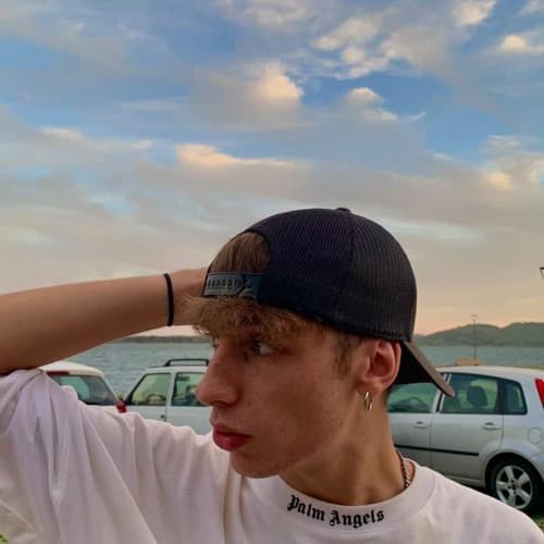 Зажигательная Makeba