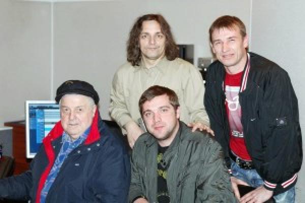 На том пруду