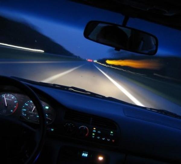 В объятьях ночи звезды сиянье